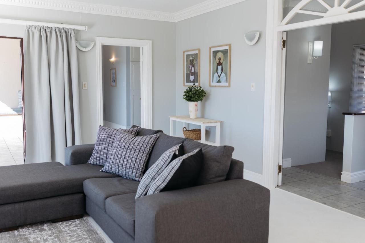 Nahoon Beach Villas Self Catering Apartments East London Exterior photo